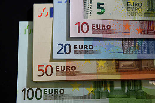 Евро обновил максимум к доллару с 10 ноября