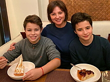 10-летний сын актрисы Анны Банщиковой спел на сцене хит группы Queen