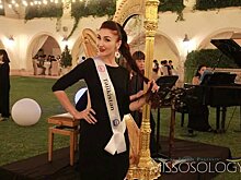 Мать двоих детей из Таджикистана покоряет Сеул своей красотой