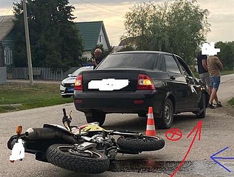 В Волжском районе Lada Priora столкнулась с мотоциклом