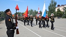Парад Победы с участием 1,5 тыс. человек и 35 единиц техники и авиации прошел в Дагестане