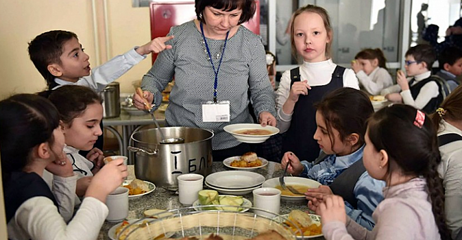 Страсти по школьному питанию в Хабаровском крае