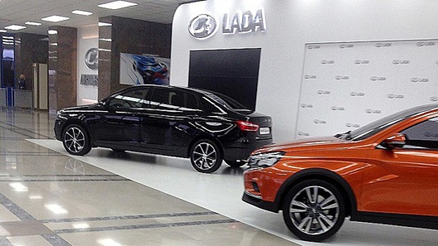 На "АвтоВАЗе" выпустили удлиненную Lada Vesta