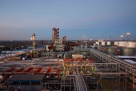 SOCAR уходит с Антипинского нефтеперерабатывающего завода