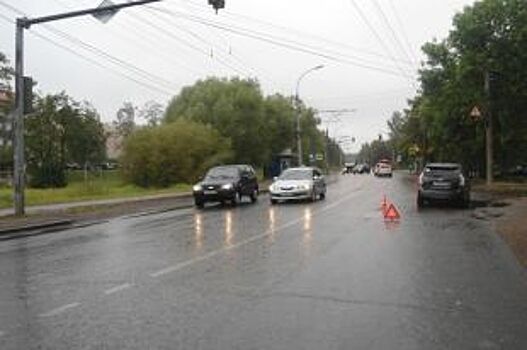 На Тутаевском шоссе в Ярославле водитель сбил 13-летнего подростка