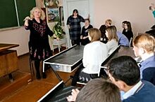 В Омске актёры музыкального театра проводят уроки искусств