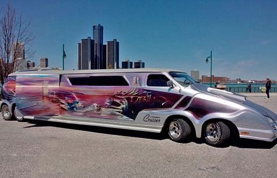 Фургон от Шевроле стал передвижной галереей художника