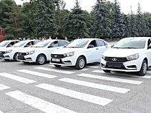 14 медучреждений Хакасии получили новые легковые автомобили LADA
