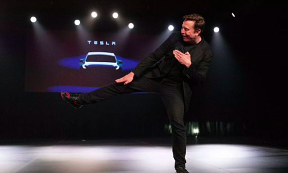 Samsung и Tesla создадут "мозги" для авто нового поколения