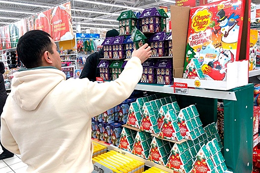 Врачи рассказали, как выбрать качественный сладкий подарок