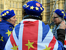 Британский министр Бейкер извинился перед ЕС и Ирландией за свое поведение