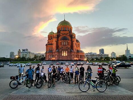 Центр Волгограда превращается в масштабную автопарковку