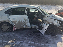 В столкновении «Фольксвагена» и «Калины» под Мокроусом пострадала женщина