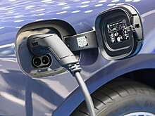 Эксперт сравнил полные «баки» электрокара и авто с ДВС