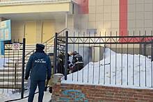 Детей эвакуировали из здания российской гимназии из-за прорыва труб в подвале