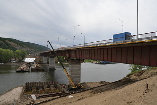 В регионе продолжается строительство моста через реку Сок