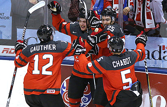 Канадцы вышли в финал МЧМ по хоккею, россияне сыграют против шведов за бронзу
