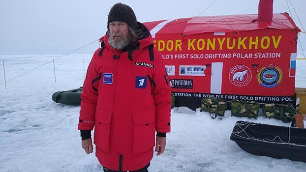 Федор Конюхов ночует на Северном полюсе на дрейфующей льдине