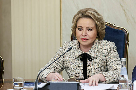 Матвиенко призвала применять неформальный подход в решении проблем воссоединенных регионов