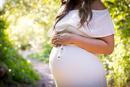 7 обычных вещей, которые можно носить во время беременности