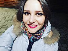 «Вершки или корешки?»: Глафира Тарханова получила букет цветов с луковицей внутри