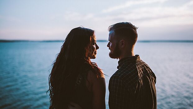 "Любит ли он меня вообще". Девушка усомнилась в чувствах мужа после одной оговорки