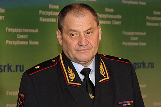 Для бывшего главы МВД Коми запросили 13 лет за взятку в 12 миллионов рублей