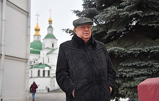 Сергей Собянин поздравил Владимира Ресина с 90-летием