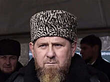 Глава Чечни Кадыров появился на публике с тростью