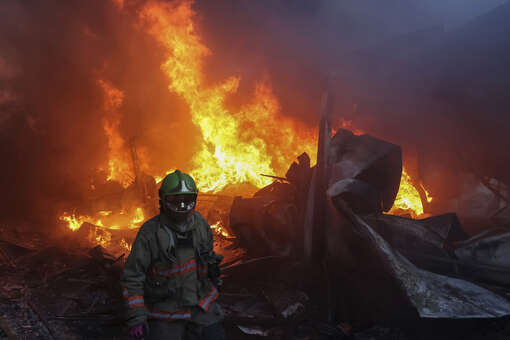 МЧС: более 40 дачных домов и хозпостроек загорелись на острове Сахалин