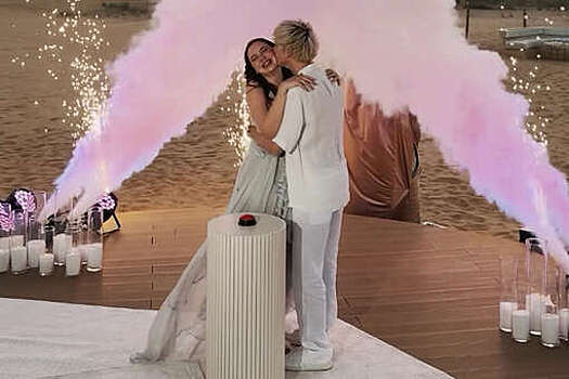 Блогер Влад А4 и Юлия Годунова спровоцировали слухи о разводе