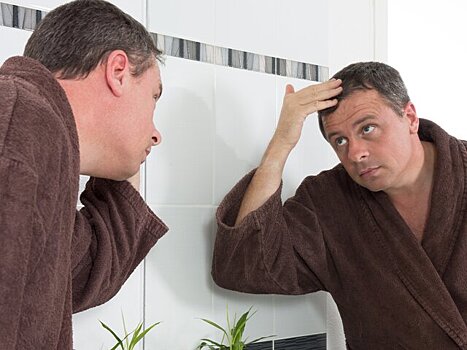 Диетолог рассказал, какие продукты вредят здоровью волос