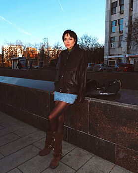 Настасья Самбурская чуть не угодила под колеса авто