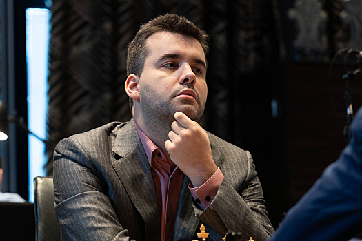 Шахматист Непомнящий выиграл «Кубок Карпова»
