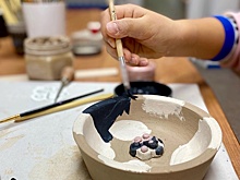 Куряне выбирают творческие каникулы в гончарной мастерской