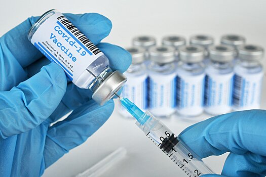 Глава Удмуртии вакцинировался от коронавируса