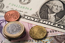 Евро дорожает к доллару на фоне новостей из Греции