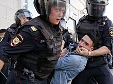 Полиция задержала на митинге фаната за слова "Спартак" - суперклуб"