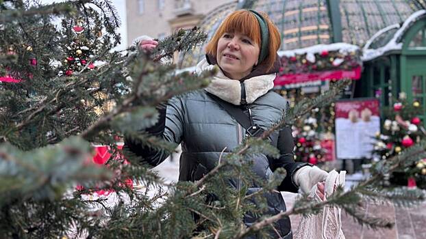 Чудесный хвои аромат: в столице начинают работу елочные базары