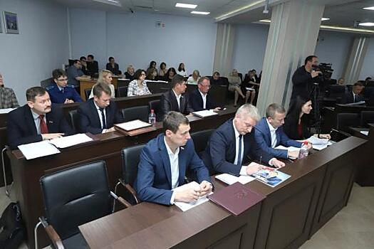 В Кирове депутаты отказались повышать налоги для ТЦ и офисов