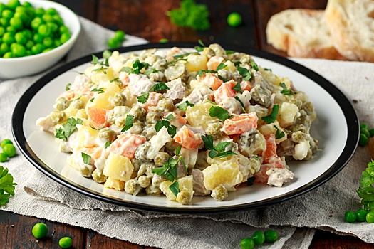 Слухи о запрете оливье в Эстонии оказались выдумкой