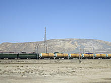 Алиев пообещал открыть железнодорожное сообщение между Арменией и Россией