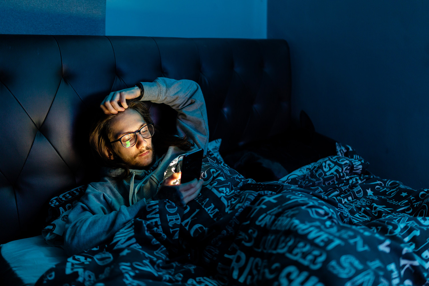 Россиянам рассказали, как сделать использование iPhone в постели комфортнее