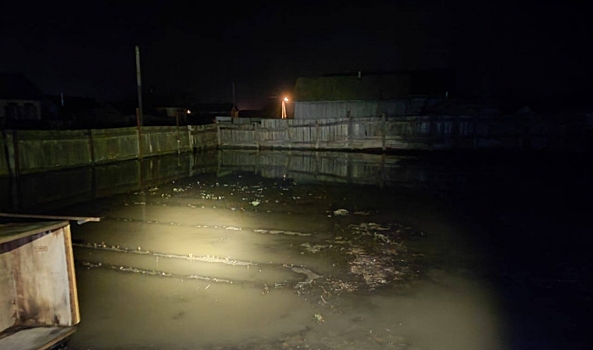 В Волгоградской области взяли на контроль ситуацию с паводком в Михайловке