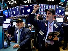 Названы причины падения фондового рынка США