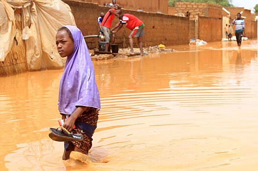 Тысячи семей в Нигере теряют кров из-за проливных дождей