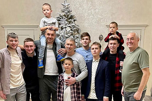 Как футболисты «Зенита» встретили Новый год: Азмун, Дзюба, Ракицкий, Малком, Дриусси, Ловрен