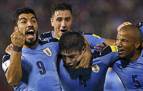 Сборная Уругвая по футболу обыграла команду Чехии в товарищеском матче
