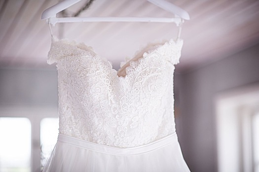 Невеста показала подвенечное платье жене брата и испортила свою свадьбу