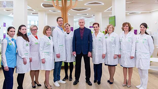 Сергей Собянин поздравил медиков с профессиональным праздником